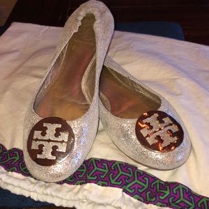 Tory Burch Women’s Minnie Travel Ballet, Gold